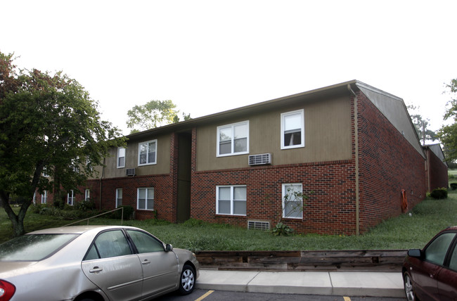 Loudon Garden Apartments in Loudon, TN - Foto de edificio - Building Photo