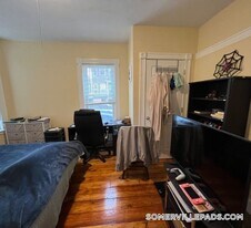 2 Gilson Terrace, Unit 1 in Somerville, MA - Building Photo