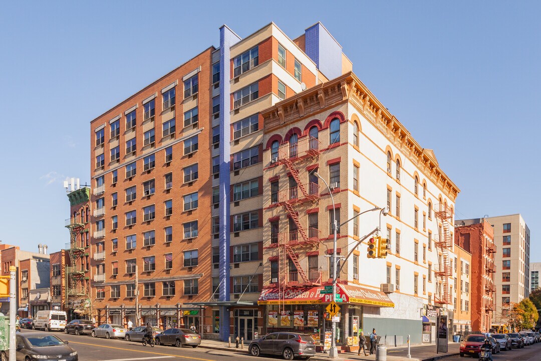 The Orion in Bronx, NY - Building Photo