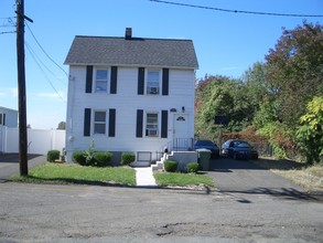 13-31 New St in Edison, NJ - Foto de edificio - Building Photo