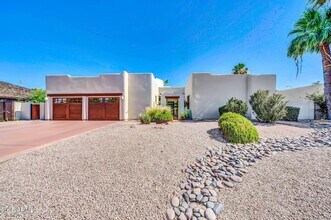 110 E Concorda Dr in Tempe, AZ - Building Photo - Building Photo