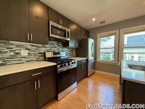 31-33 Thornton St. in Boston, MA - Building Photo - Building Photo