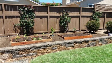 3940 Poinsettia St in San Luis Obispo, CA - Building Photo - Building Photo