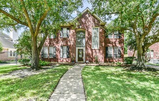 1322 Blackthorne Dr in Houston, TX - Building Photo