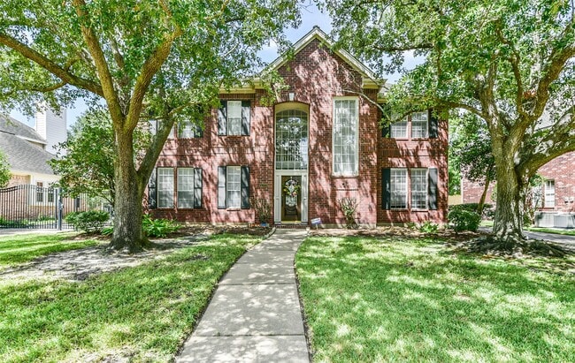 property at 1322 Blackthorne Dr