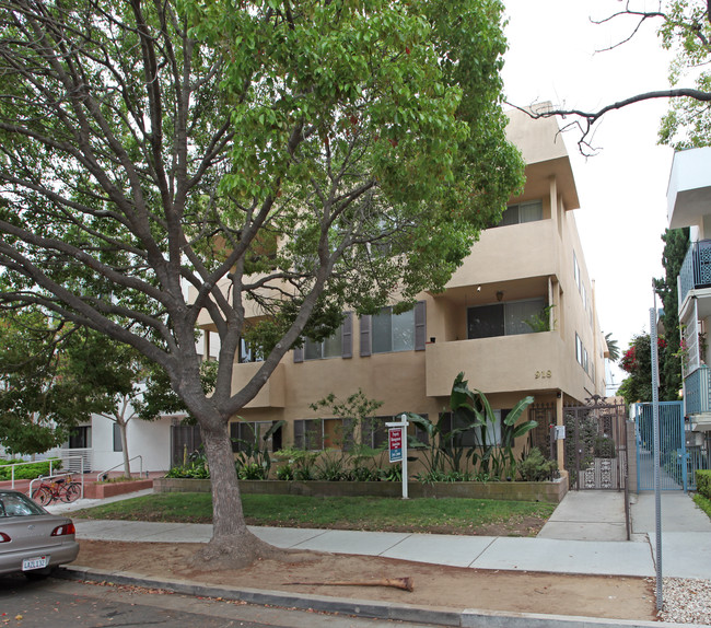 918 3rd St in Santa Monica, CA - Building Photo - Building Photo