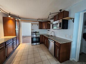 11 Parsonage St in Cold Spring, NY - Building Photo - Building Photo