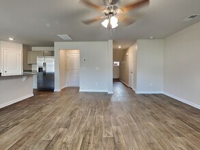 107 Boat Clb Ln in Lexington, SC - Building Photo - Building Photo
