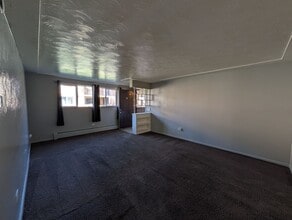 1741 Clinton St in Aurora, CO - Building Photo - Building Photo