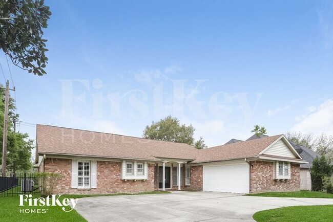 2223 Masters Ln in Missouri City, TX - Building Photo - Building Photo