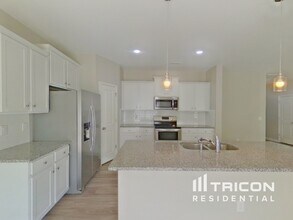 200 Spring Knoll Dr in Charlotte, NC - Building Photo - Building Photo