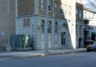 University Pointe Apartments in Milwaukee, WI - Building Photo - Building Photo