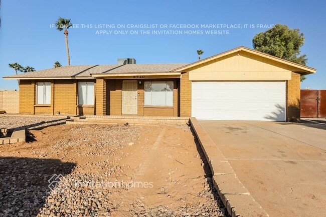 8520 N 54th Dr