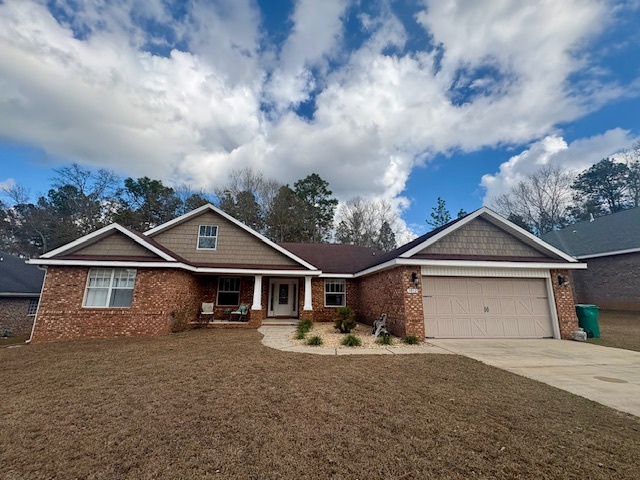 3012 Crown Creek Cir in Crestview, FL - Building Photo