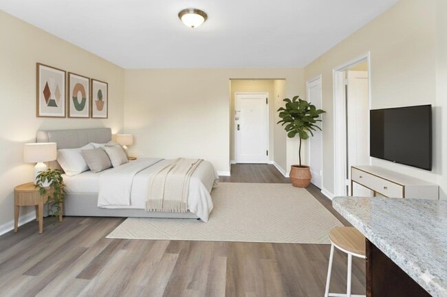 property at 210 Woodcliff Ave