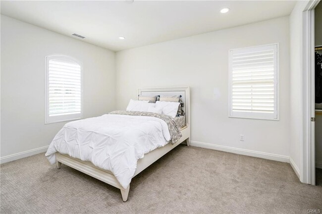 property at 1081 Summit Oak Dr