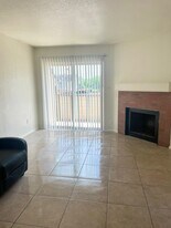 8405 Wilcrest Dr in Houston, TX - Building Photo