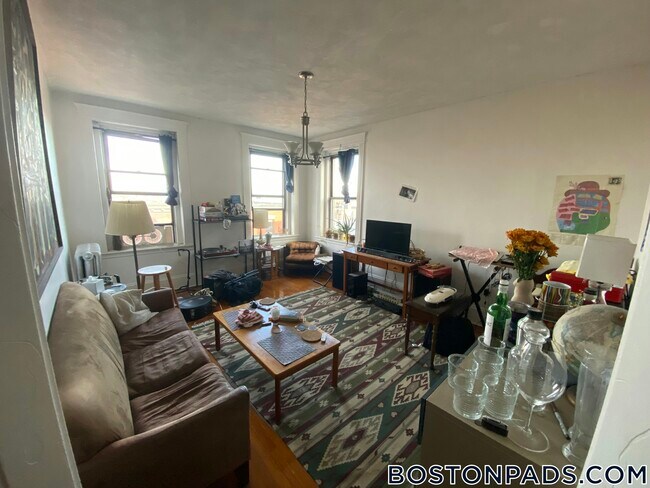 1254 Commonwealth Ave