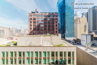 312 W 43rd St in New York, NY - Building Photo - Building Photo