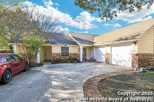 property at 8919 Shadow Wood Ln