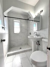 3490 SW 9th St in Miami, FL - Building Photo - Building Photo