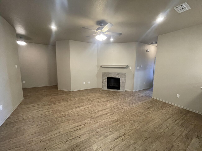 6704 Pontiac Ave in Lubbock, TX - Building Photo - Building Photo