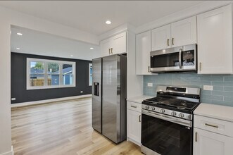 9705 Oak Park Ave in Oak Lawn, IL - Building Photo - Building Photo