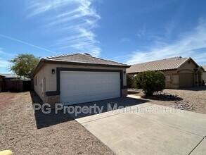 16732 N 160th Ave in Surprise, AZ - Foto de edificio - Building Photo