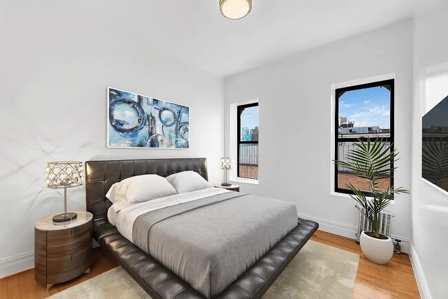 235 W 12th St in New York, NY - Building Photo - Building Photo