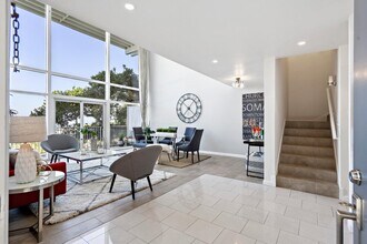 3003 Melendy Dr in San Carlos, CA - Building Photo - Building Photo
