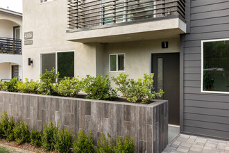 4506 Esmeralda St in Los Angeles, CA - Building Photo - Building Photo