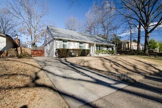 5350 Edenshire Cove in Memphis, TN - Building Photo - Building Photo
