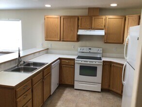 19403 Valley View Dr in Arlington, WA - Foto de edificio - Building Photo