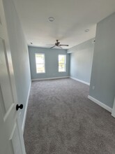 1333 N Milton Ave, Unit #2 in Baltimore, MD - Building Photo - Building Photo