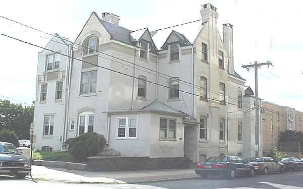 925 N Jefferson St in Wilmington, DE - Building Photo - Building Photo