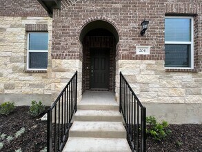 204 Doodle Ln in Hutto, TX - Foto de edificio - Building Photo