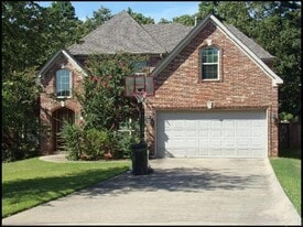 31 Bristol Ct in Little Rock, AR - Building Photo