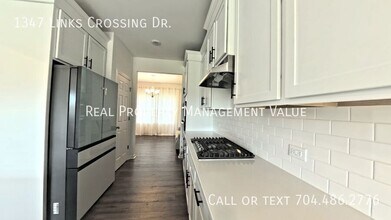 1347 Links Crossing Dr in Monroe, NC - Building Photo - Building Photo