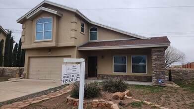 468 Viale Lungo Ave in El Paso, TX - Building Photo - Building Photo