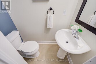 51 Lobo Mews in Toronto, ON - Building Photo - Building Photo