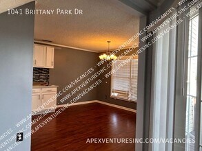 1041 Brittany Park Dr in Nashville, TN - Building Photo - Building Photo
