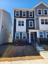 325 Devon Cliffs Dr in Wake Forest, NC - Building Photo - Building Photo