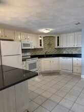 205 Ferry St in Everett, MA - Building Photo - Building Photo