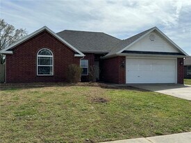 1457 Prairie View Ave in Elkins, AR - Building Photo