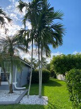 2322 NW 166th Ave in Pembroke Pines, FL - Building Photo - Building Photo