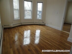 38 Bond St, Unit 2R in Somerville, MA - Building Photo - Building Photo