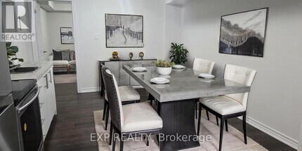 20 Rivoli Dr in Vaughan, ON - Building Photo - Building Photo