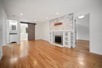 14 Hewitt St in Wethersfield, CT - Building Photo - Building Photo