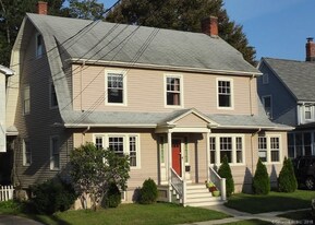 420 High St in Middletown, CT - Building Photo