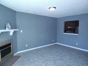 995 W Pueblo Dr in Jacksonville, NC - Building Photo - Building Photo